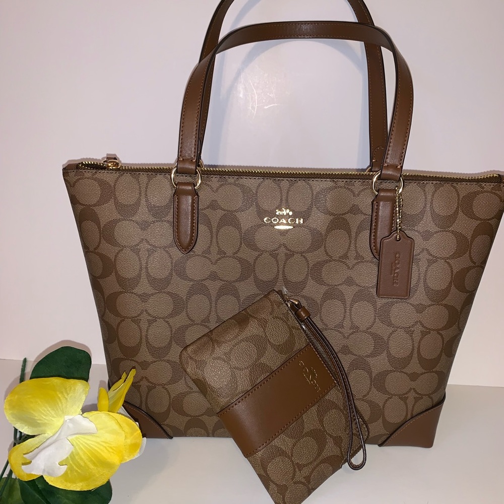 ๐ผ๐ฅNEW WITH TAG COACH SET ๐ผ - Picture 1 of 8